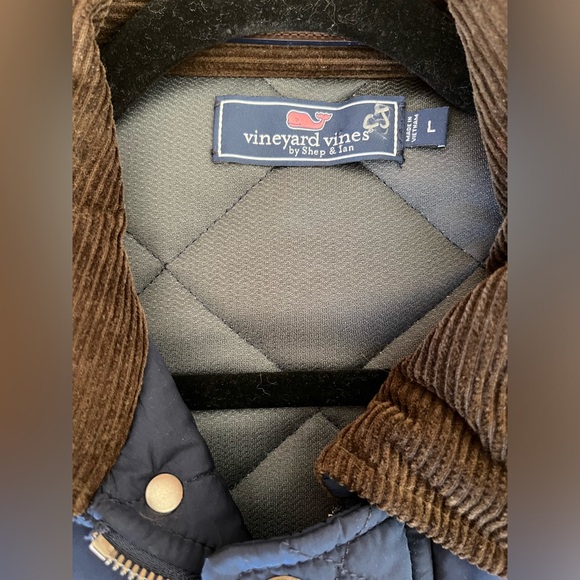 Men’s Vineyard Vines quilted Navy jacket w/brown corduroy collar pockets size L - Picture 2 of 11